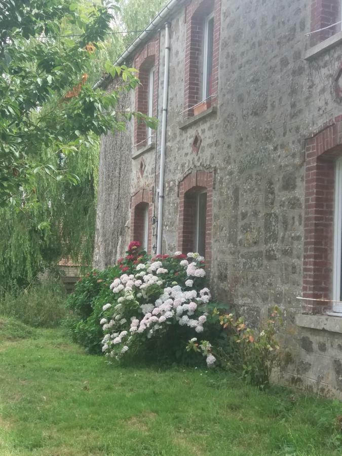 Hotel Kerflaveur La Fresnaye-au-Sauvage Esterno foto